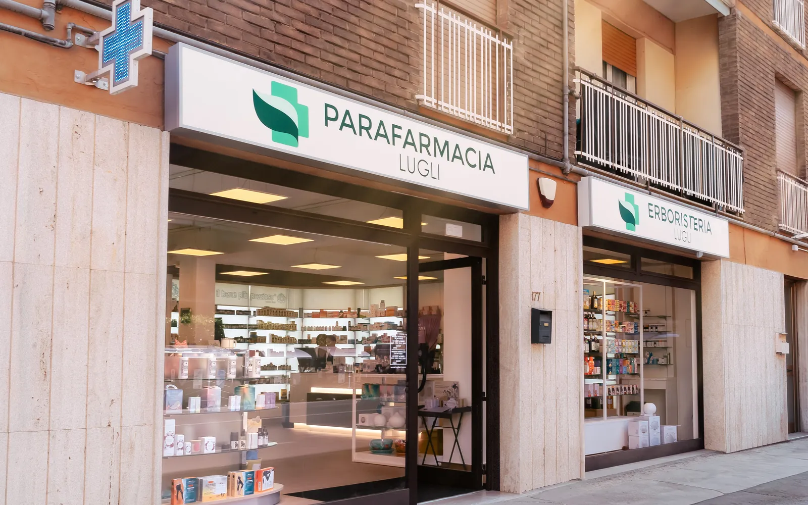 Parafarmacia ed Erboristeria Lugli in Strada Morane 177, Modena